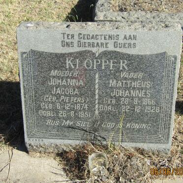 KLOPPER Mattheus Johannes 1866-1928 &amp; Johanna Jacoba PIETERS 1874-1951