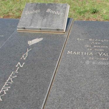 NIEKERK Michiel, van 1909-1973 &amp; Martha 1917-2002