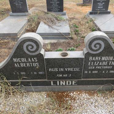 LINDE Nicolaas Albertus 1901-1987 & Barendina Elizabeth PRETORIUS 1899-1980