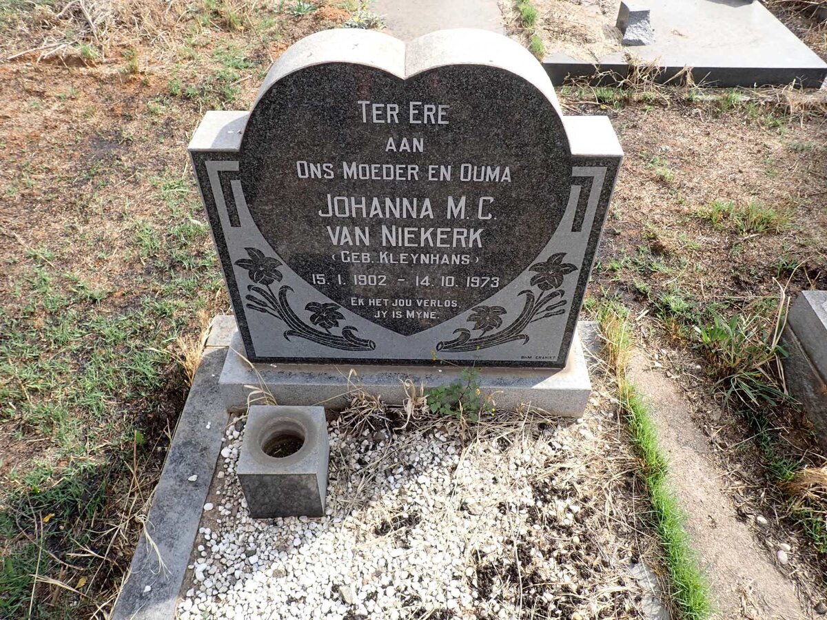 NIEKERK Johanna M.C., van nee KLEYNHANS 1902-1973