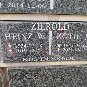 ZIEROLD Heinz W. 1934-2019 &amp; Kotie J.J. 1943-2021