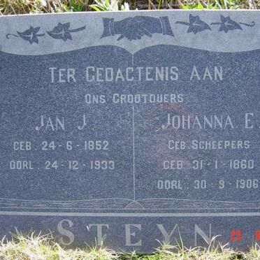 Free State, HEILBRON district, Tweede Geluk A 206, farm cemetery