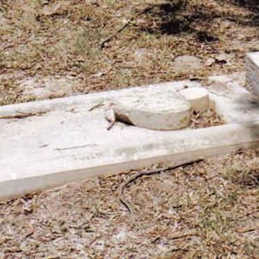 Free State, HEILBRON district, Vyandsvlei, farm cemetery