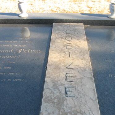 COETZEE Ferdinand Petrus 1924-1990 &amp; Pauline VAN DER HOFF 1933- 