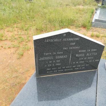 OLDFIELD Jacobus Conrad 1911-1986 &amp; Maria Aletta DE BEER 1908-1986