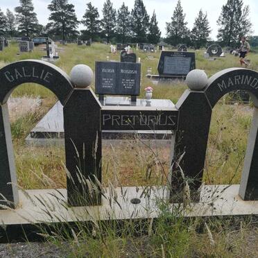 PRETORIUS Callie 1931-1985 &amp; Marinda 1938-