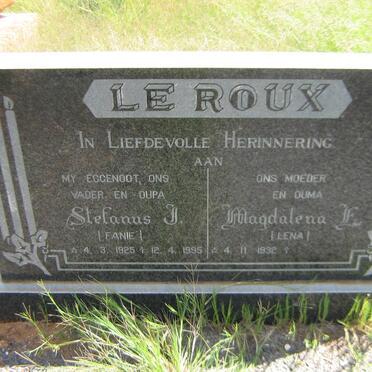 ROUX Stefanus J., le 1925-1995 &amp; Magdalena E. 1932 -