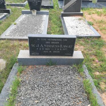 STRAUSS W.J.A. 1905-1977