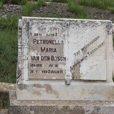 BOSCH Petronella Maria, van den 18?4-1938