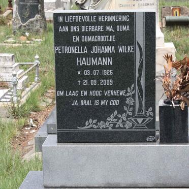 HAUMANN Petronella Johanna Wilke 1925-2009