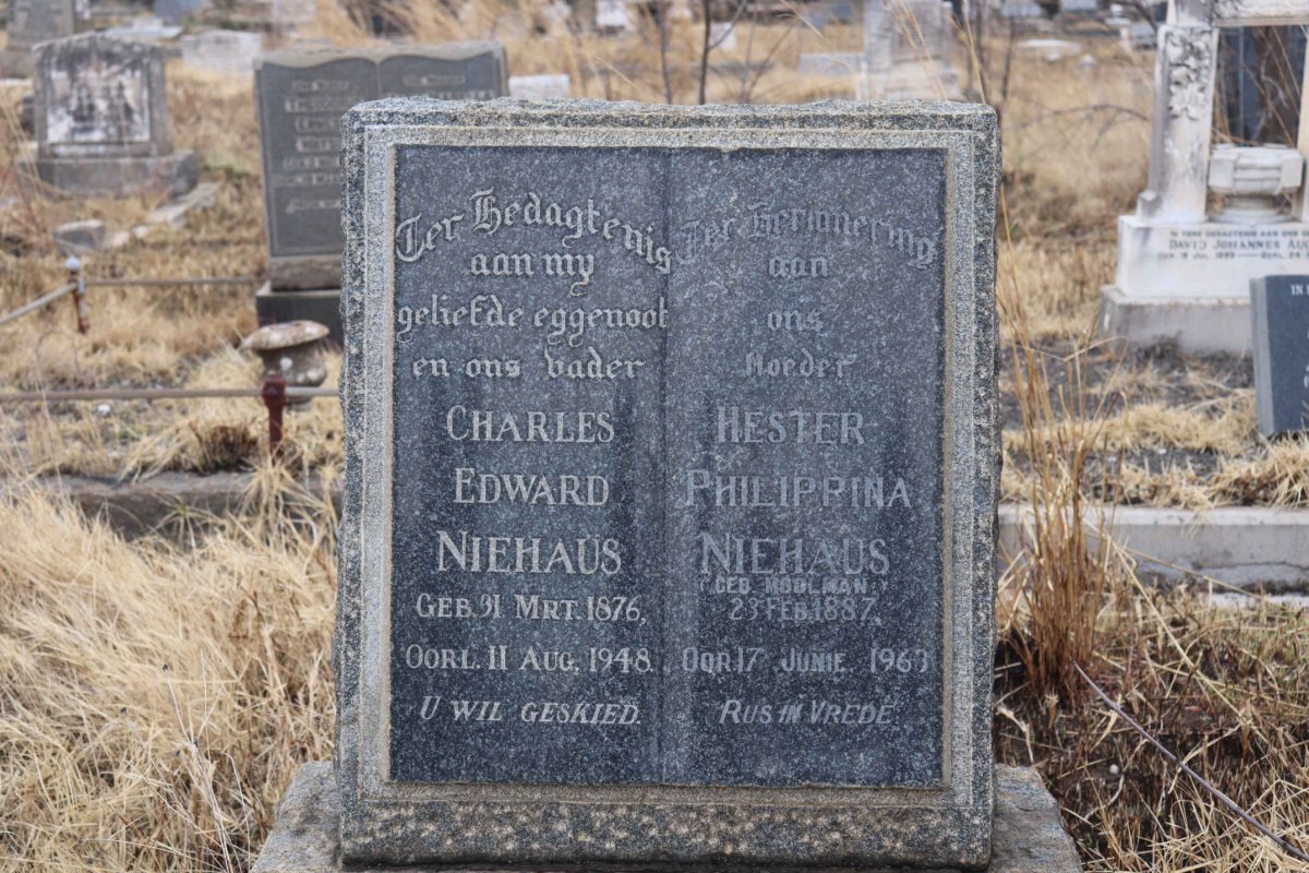 NIEHAUS Charles Edward 1876-1948 &amp; Hester Philipina MOOLMAN 1887-1963