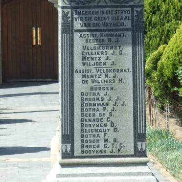 Free State, HEILBRON, NG Kerk, Burgher monument &amp; gedenkmuur