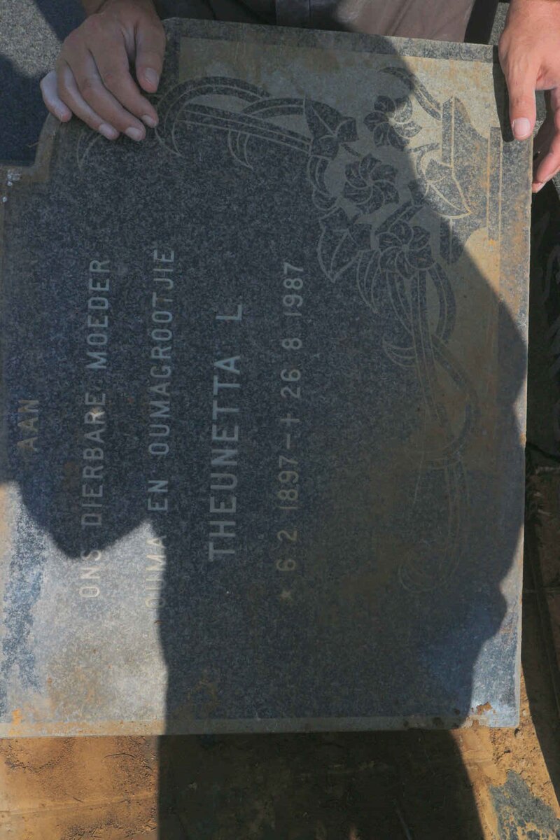 ERASMUS Theunetta L. nee OLIVIER 1897-1987