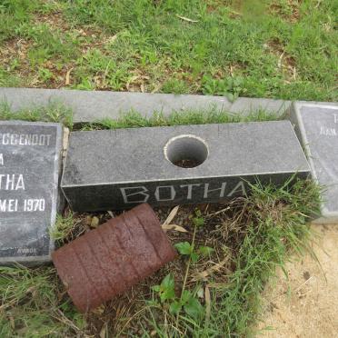 BOTHA John Jacobus 1900-1970 &amp; Johanna W. HUGO 1914-1985