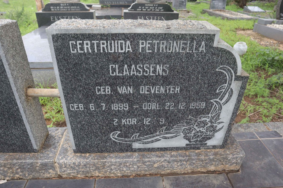 CLAASSENS Gertruida Petronella nee VAN DEVENTER 1899-1959