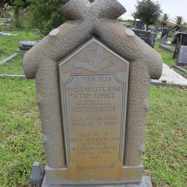 ESTERHUIZEN Pieter Ernst Cornelus 1920-1939