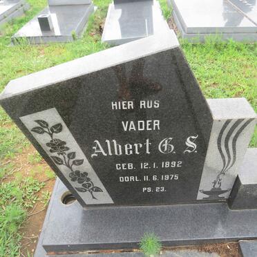 ZYL Albert G.S., van 1892-1975 &amp; Cecilia J. BREET 1892-1988