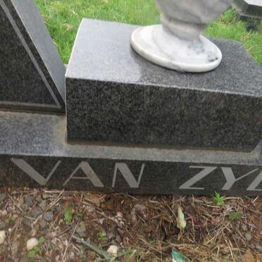 ZYL Dirk Johannes Nieuwoudt, van 1904-1990 &amp; Johanna Magaretha 1918-2005