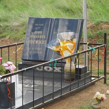 COX John Johannes Lodewikus 1962-2005