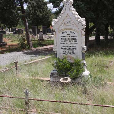 HERTZOG Johannes Albertus Munnik 1826-1895 &amp; Susanna Maria Jacoba HAMMAN 1831-1921