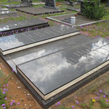 KELLY Joseph Martin 1914-1988 &amp; Christina Johanna 1934-