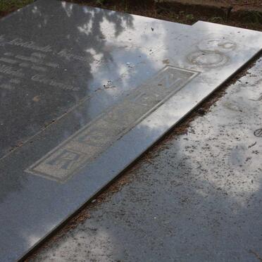 NESER Frederick Wilhelm Cornelius 1913-1994 &amp; Christina Aletta KOTZE 1918-2002