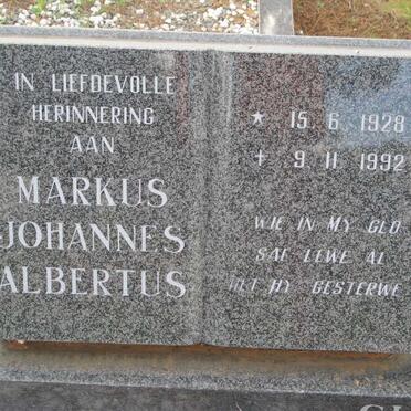 SLABBERT Markus Johannes Albertus 1928-1992 &amp; Elizabeth Sophia Lessing 1929-1982