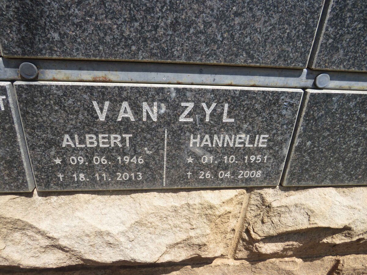 ZYL Albert, van 1946-2013 & Hannelie 1951-2008