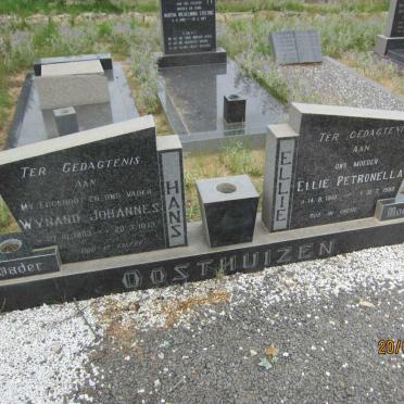 OOSTHUIZEN Wynand Johannes 1903-1973 &amp; Ellie Petronella 1910-1980