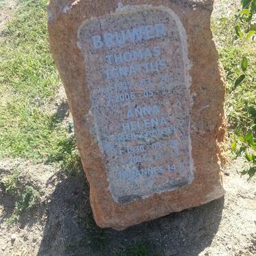 BRUWER Thomas Ignatius 1927-2006 &amp; Anna Helena CRONJE 1930-2014