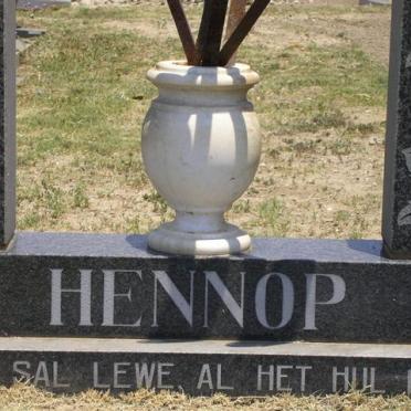 HENNOP Frederick Philippus N. 1923-1981 &amp; Maria Elizabeth DEALE 1924-