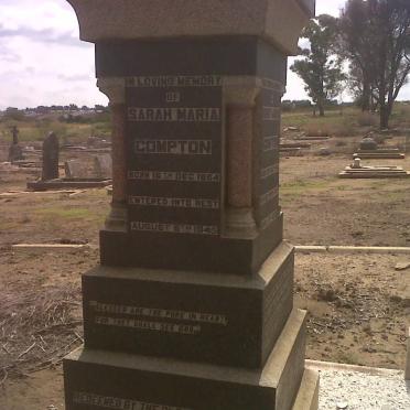 COMPTON Henry James 1845-1928 :: COMPTON Sarah Maria 1854-1945