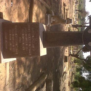 WATTS George Russell 1846-1927 &amp; Elizabeth Kerr 1848-1924