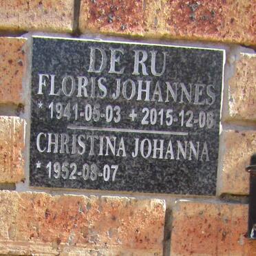RU Floris Johannes, de 1941-2015 &amp; Christina Johanna 1952-