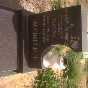 BEZUIDENHOUT Marina 1978-1982