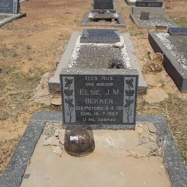 BEKKER Elsie J.M. nee PIETERSE 1911-1957