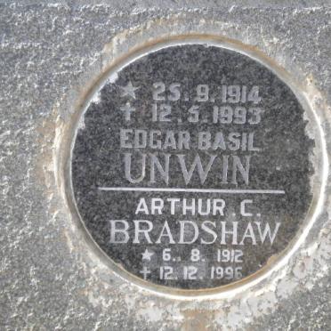 BRADSHAW Arthur C. 1912-1996 :: UNWIN Edgar Basil 1914-1993 
