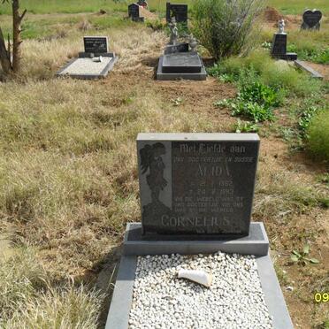 CORNELIUS Alida 1982-1983