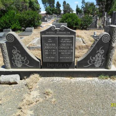 DOUGLAS Frederik Johannes 1884-1968 &amp; Johanna Cornelia M. Van BILJON 1885-1964