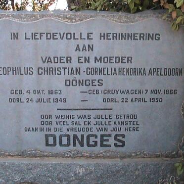 DONGES Theophilus Christian 1863-1949 &amp; Cornelia Hendrika Apeldoorn CRUYWAGEN 1866-1950