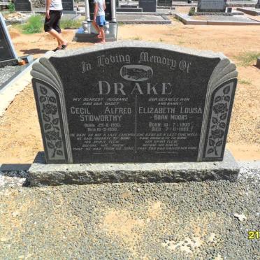 DRAKE Cecil Alfred Stioworthy 1900-1956 &amp; Elizabeth Louisa MOORS 1903-1993