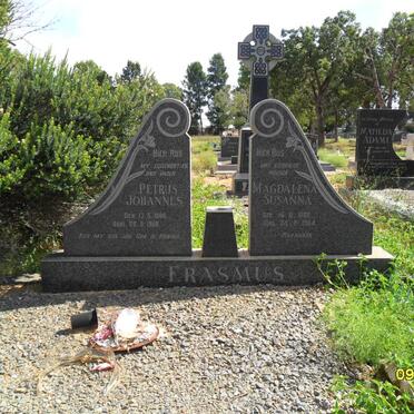 ERASMUS Petrus Johannes 1886-1960 &amp; Magdalena Susanna 1888-1984