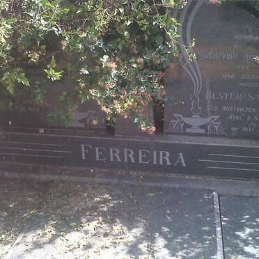FERREIRA Johannes Stephanus 1904-1960 &amp; Hester Susanna OOSTHUIZEN 1904-1976