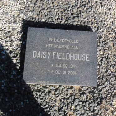 FIELDHOUSE Daisy 1912-2001