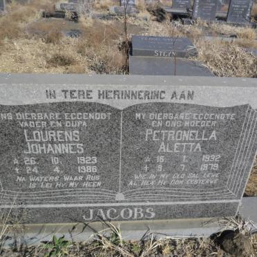 JACOBS Lourens Johannes 1923-1986 &amp; Petronella Aletta 1932-1979
