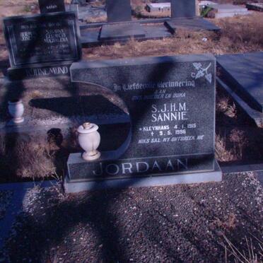 J - Vanne :: Surnames - J