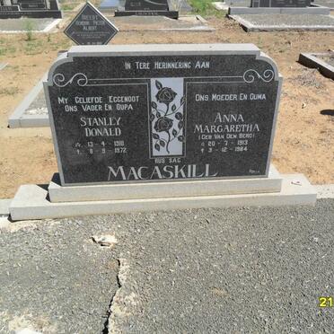 MACASKILL Stanley Donald 1910-1972 &amp; Anna Margaretha VAN DEN BERG 1913-1984