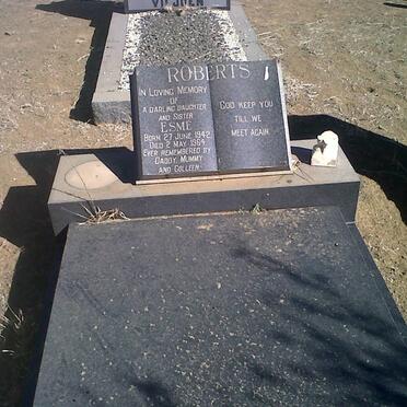 ROBERTS Esmé 1942-1964