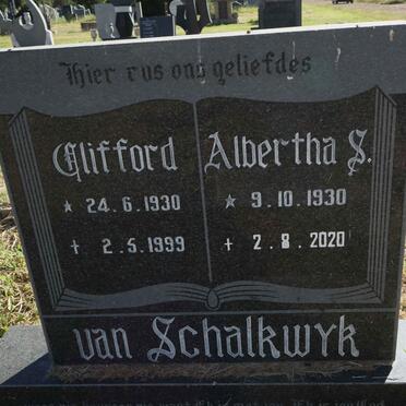 SCHALKWYK Clifford, van 1930-1999 &amp; Albertha S. 1930-2020