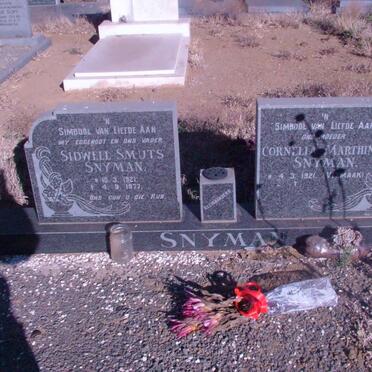 SNYMAN Sidwell Smuts 1921-1977 &amp; Cornelia Marthina VERMAAK 1921-